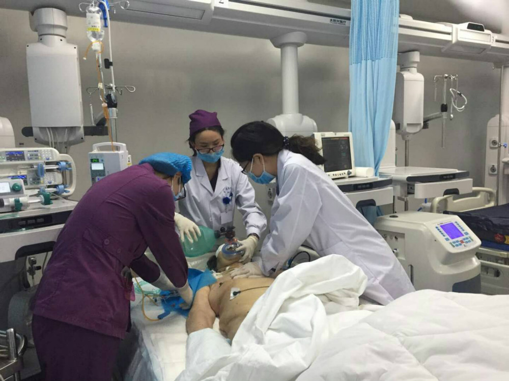 ICU_meitu_11.jpg ICU_meitu_11.jpg